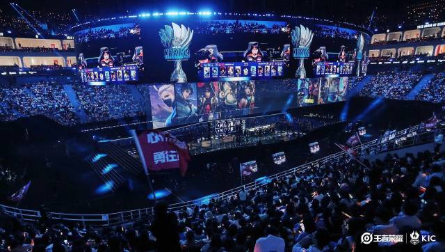 雄鹿前瞻 雄鹿前瞻