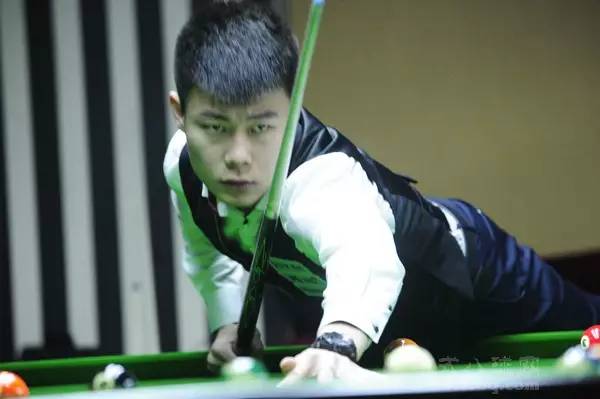 孔蒂也在通 孔蒂也在通