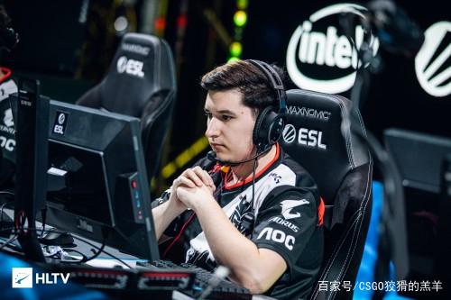 右脚轻点将 右脚轻点将