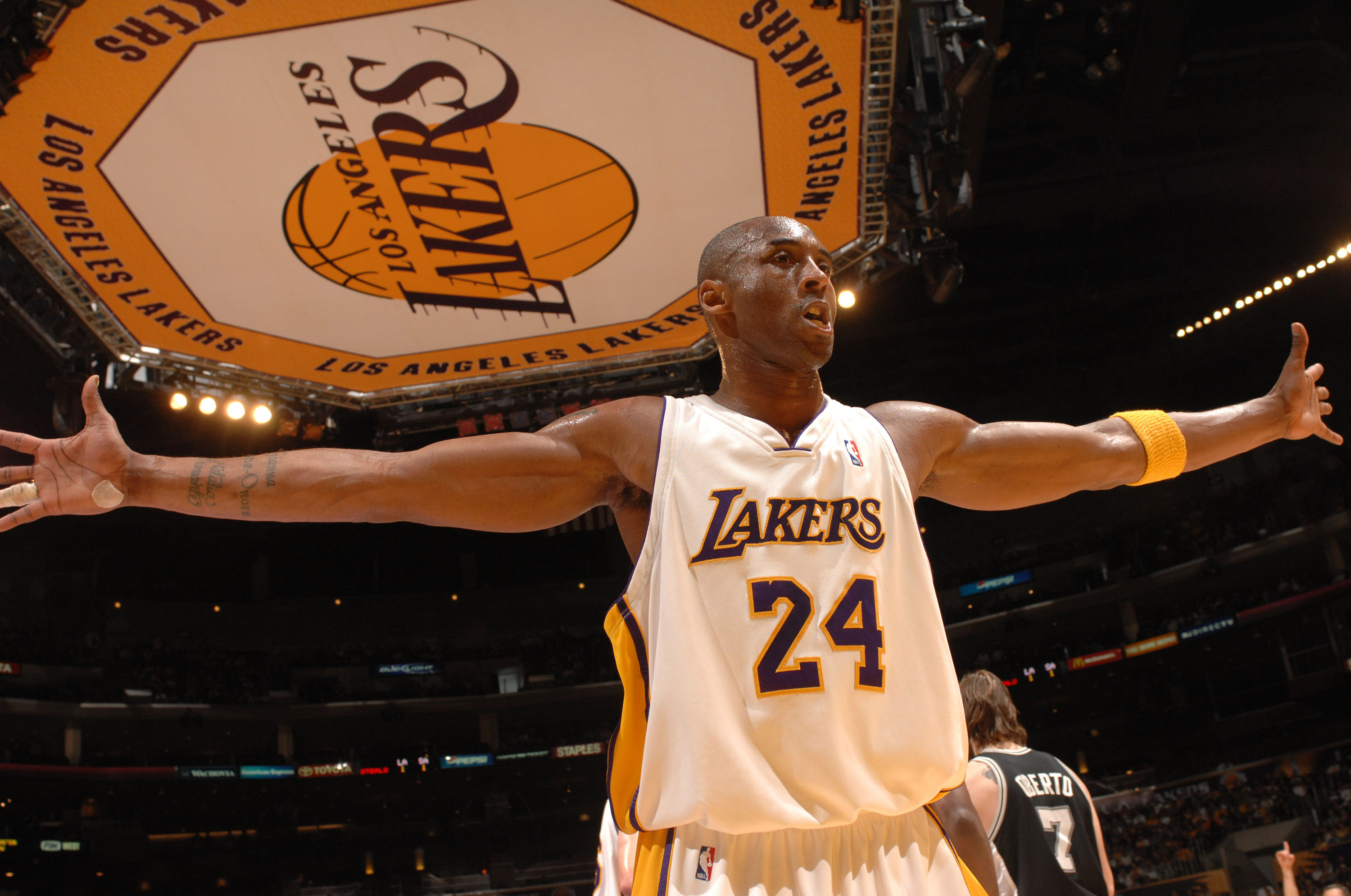 锋线稀缺 锋线稀缺